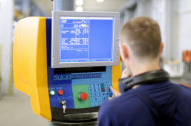 how do FANUC machines work